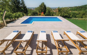 Beautiful Home In Zagreb With Wifi